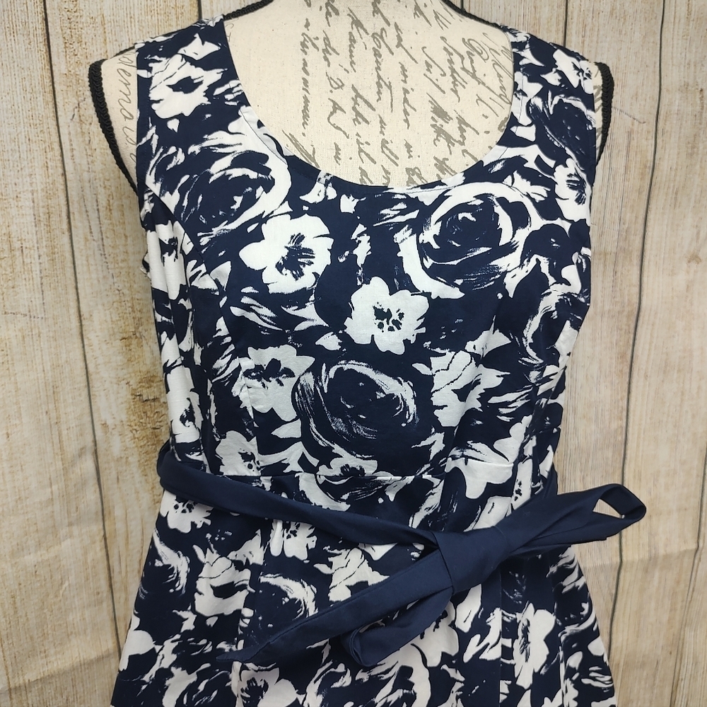 Motherhood Maternity Small Navy and White Floral Midi Dress - Picture 3 of 8